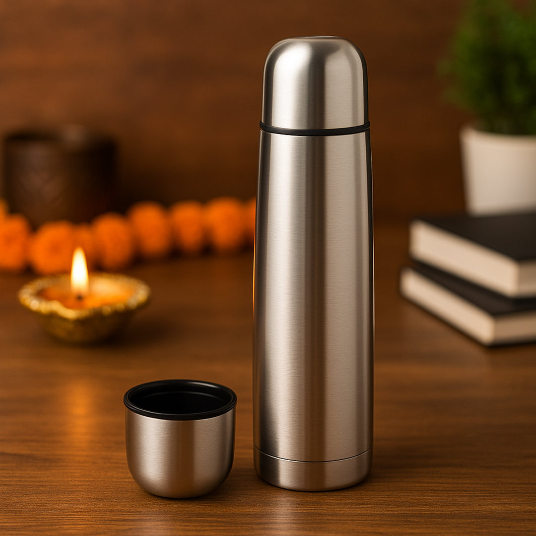Full view of 500ml bullet-shaped stainless steel vacuum flask