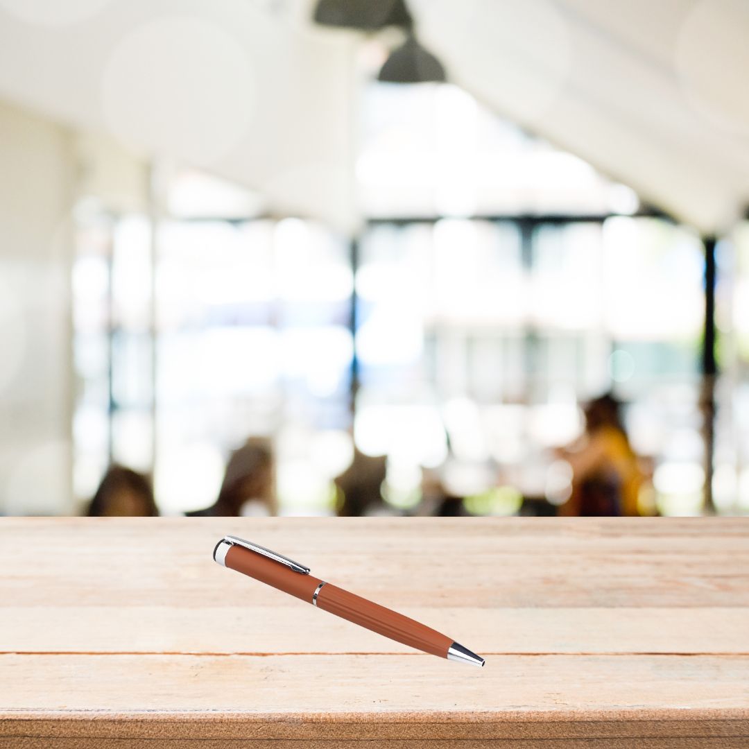 L176 – Groove: Brass Pen with Stripes