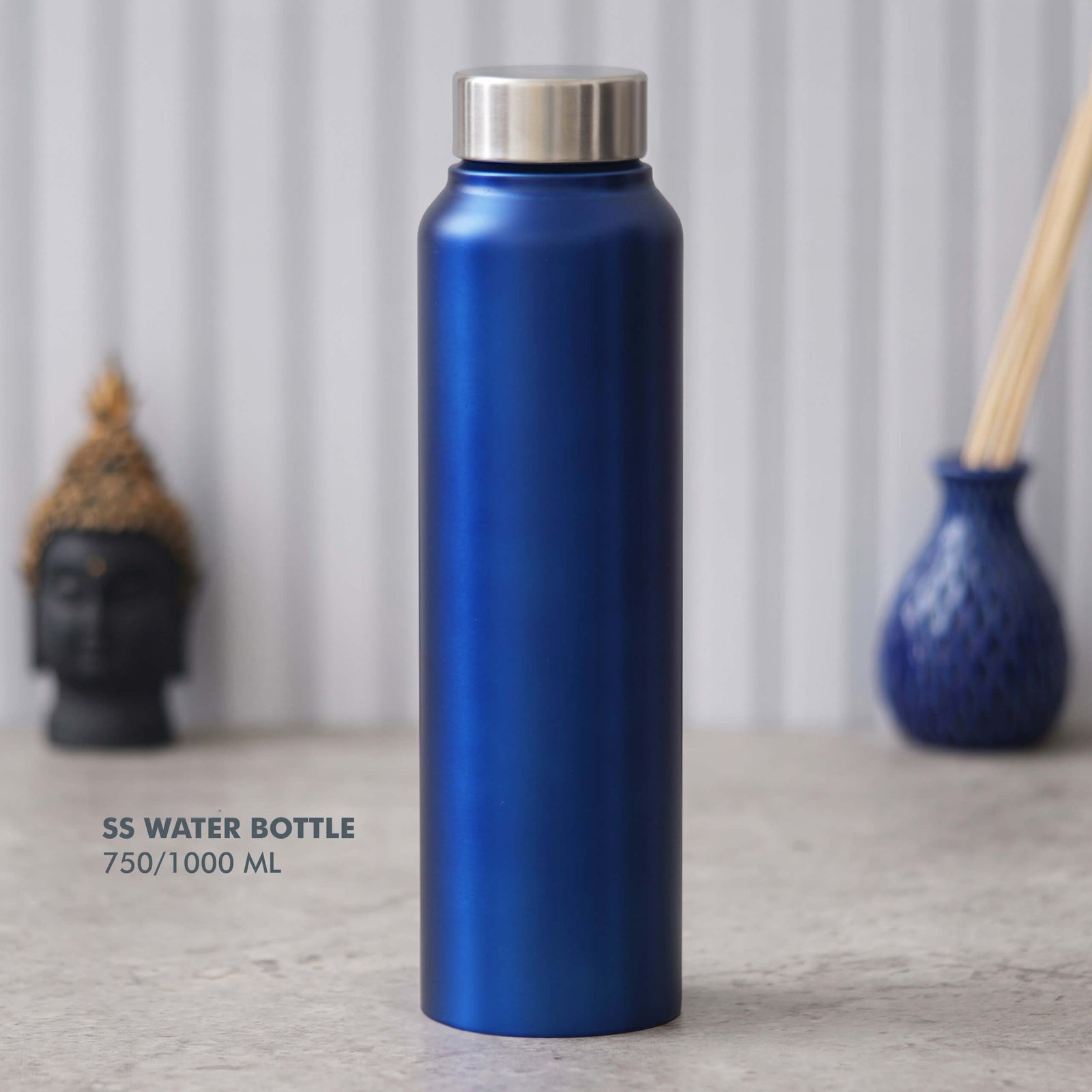 Customizable Blue Stainless Steel Bottle - 1000 ML - product image 2