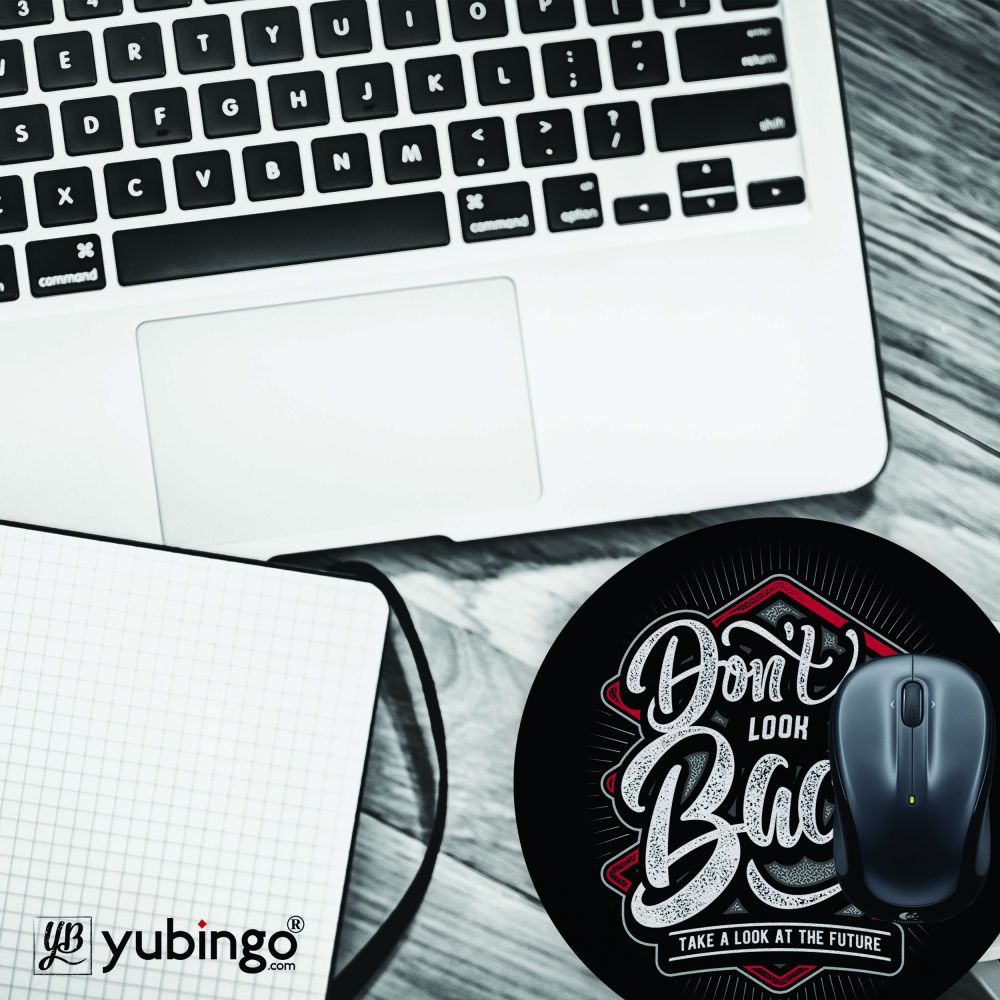 Don't Look Back Mouse Pad (Round)-Image4