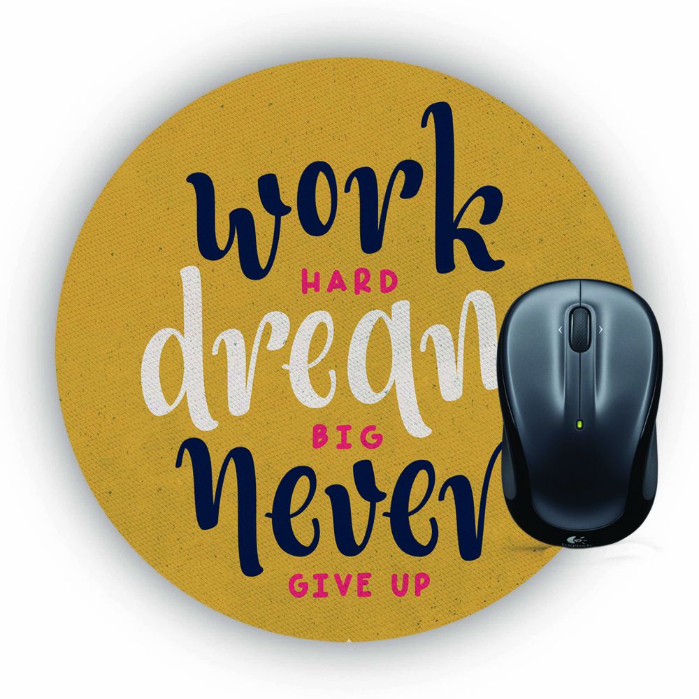 Never Ever Give Up Mouse Pad (Round)