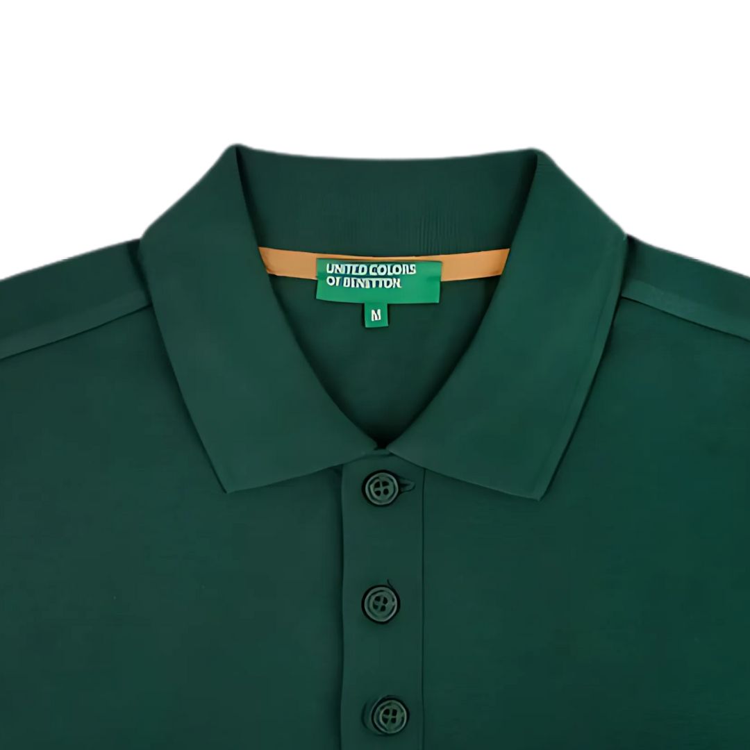 Close-up of collar and buttons of Benetton UCB polo t-shirt in bottle green