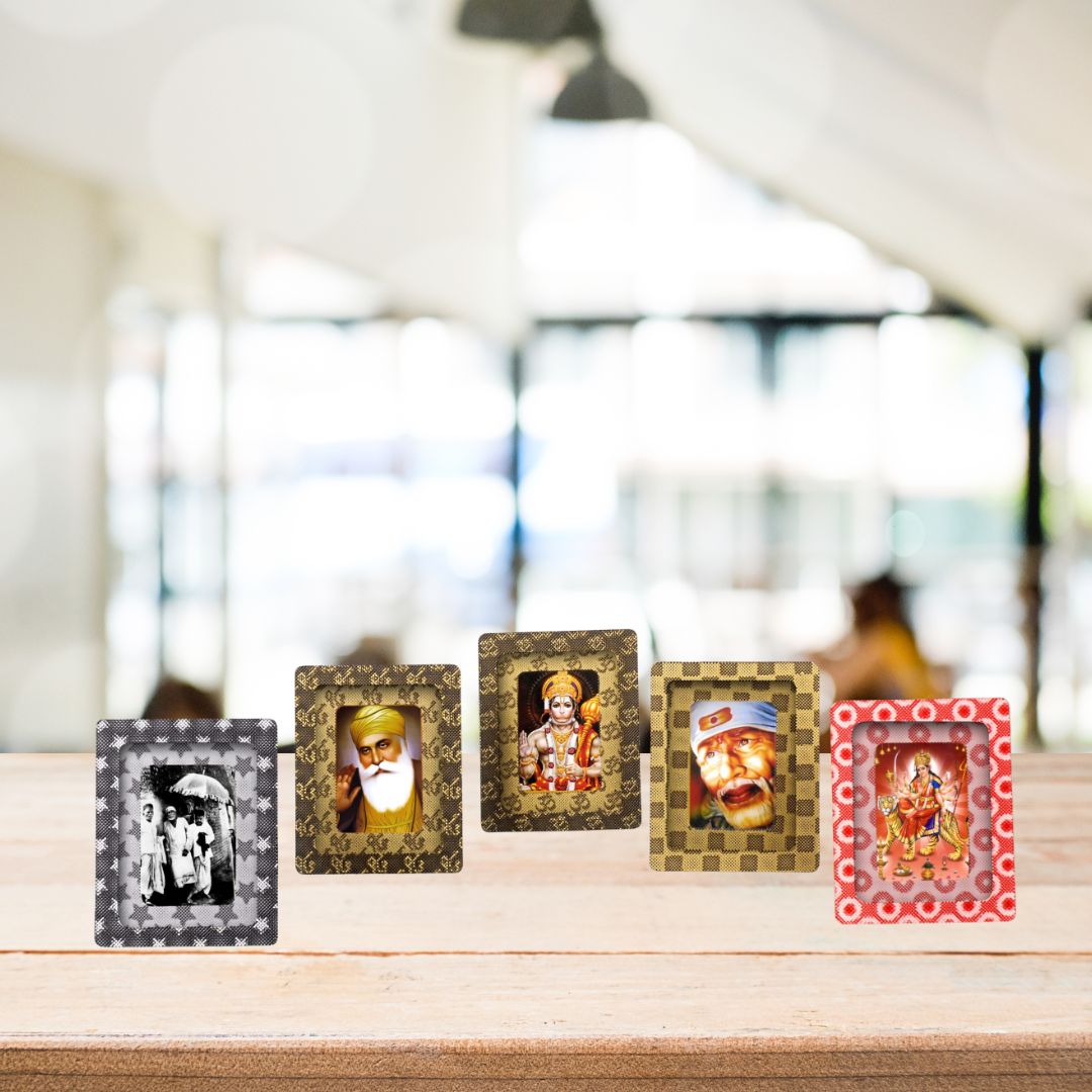 Decorative car photo frame with Guru Nanak portrait