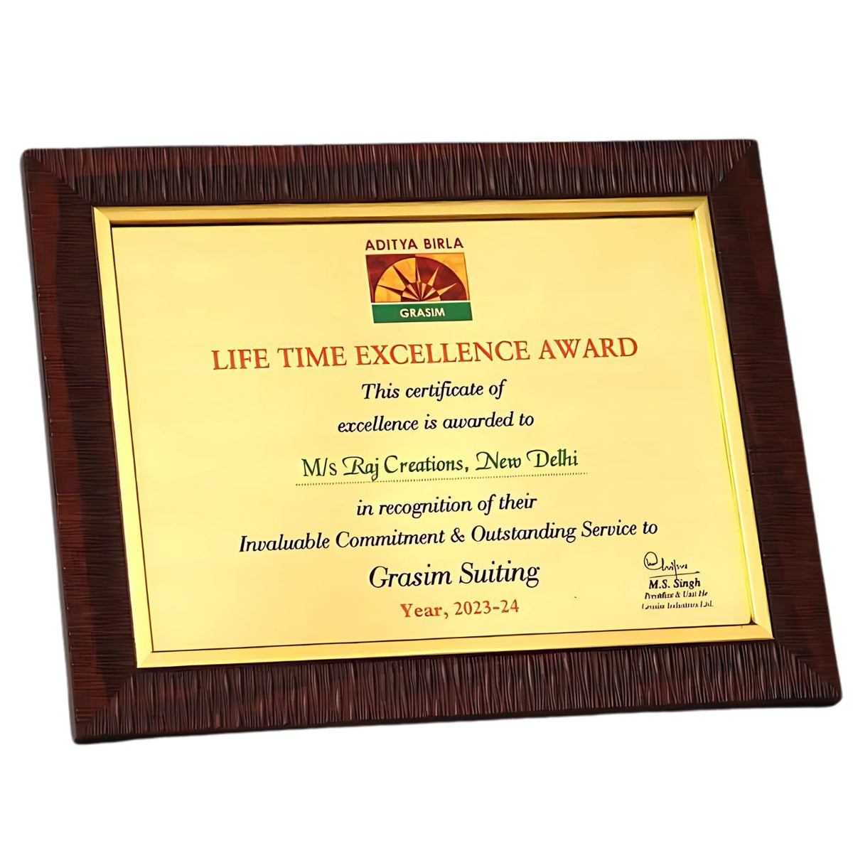 Wooden plaque with golden plate award, wall hanging design