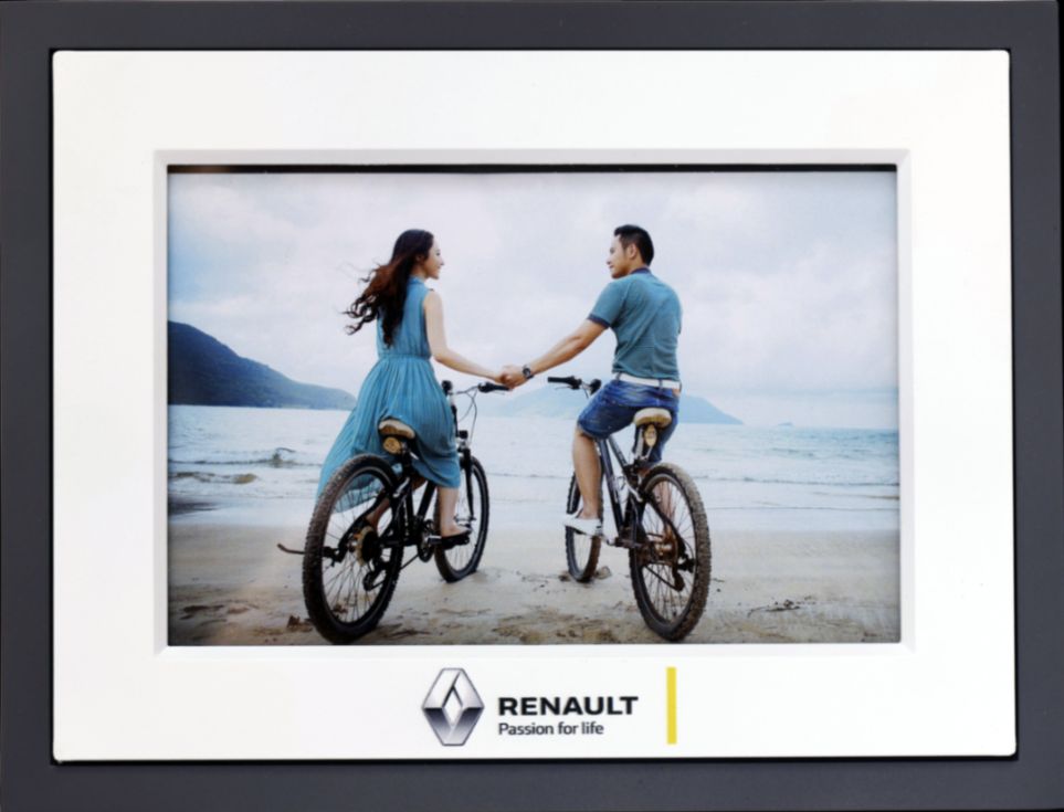 YuBingo RENAULT Frame - Corporate Gift | YuBingo corporate photo frame gift