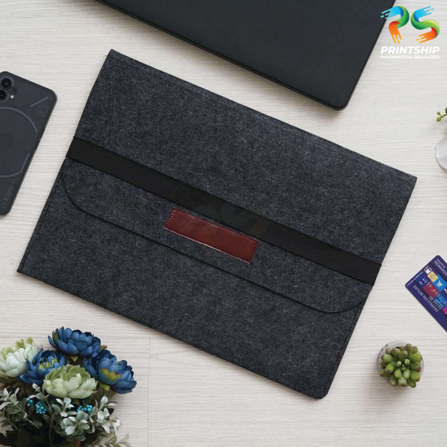 YuBingo Black Recycled Felt Laptop Sleeve - 15.6 Inch - Corporate Gift | YuBingo corporate gift