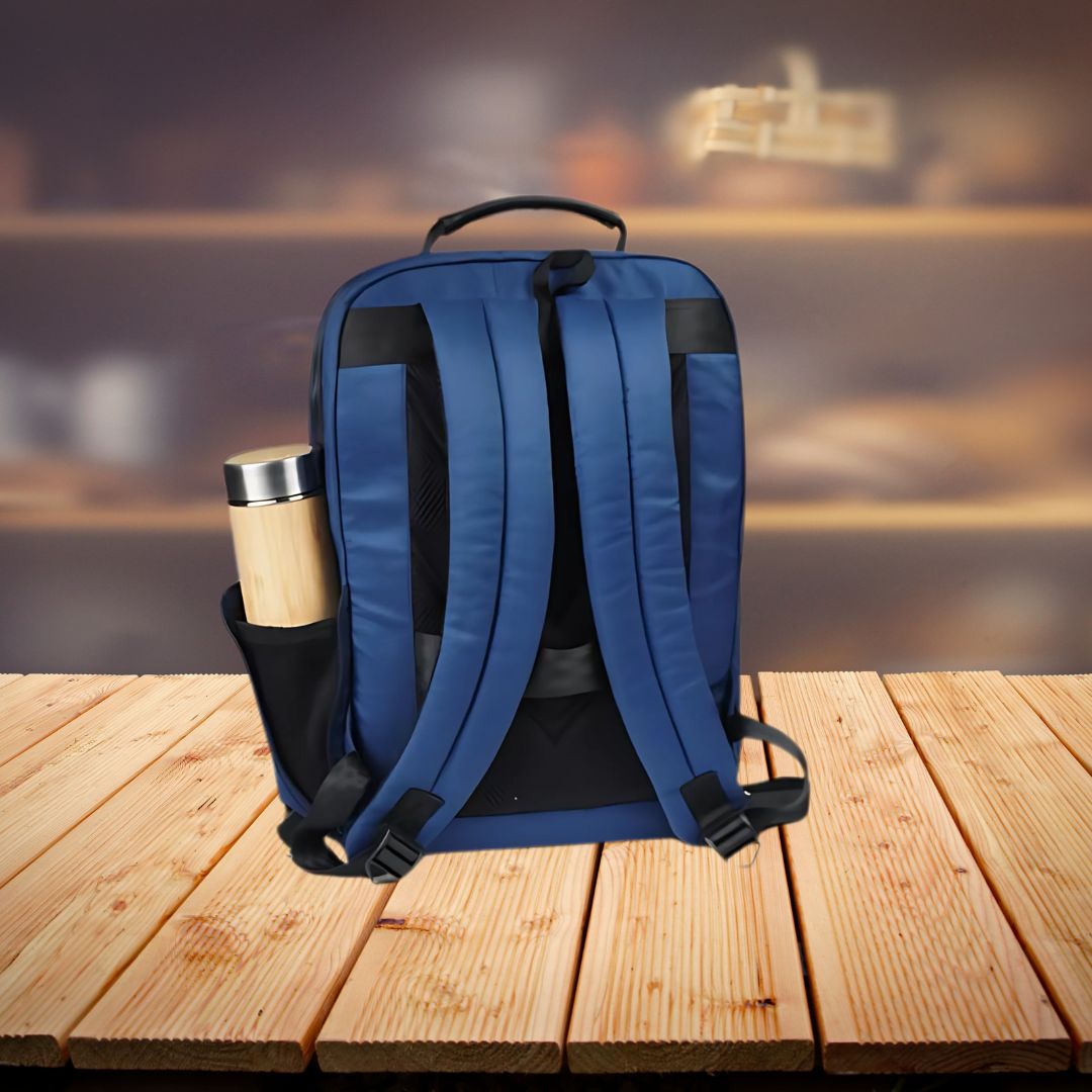 Castillo Milano Jordan backpack padded back panel with shoulder straps