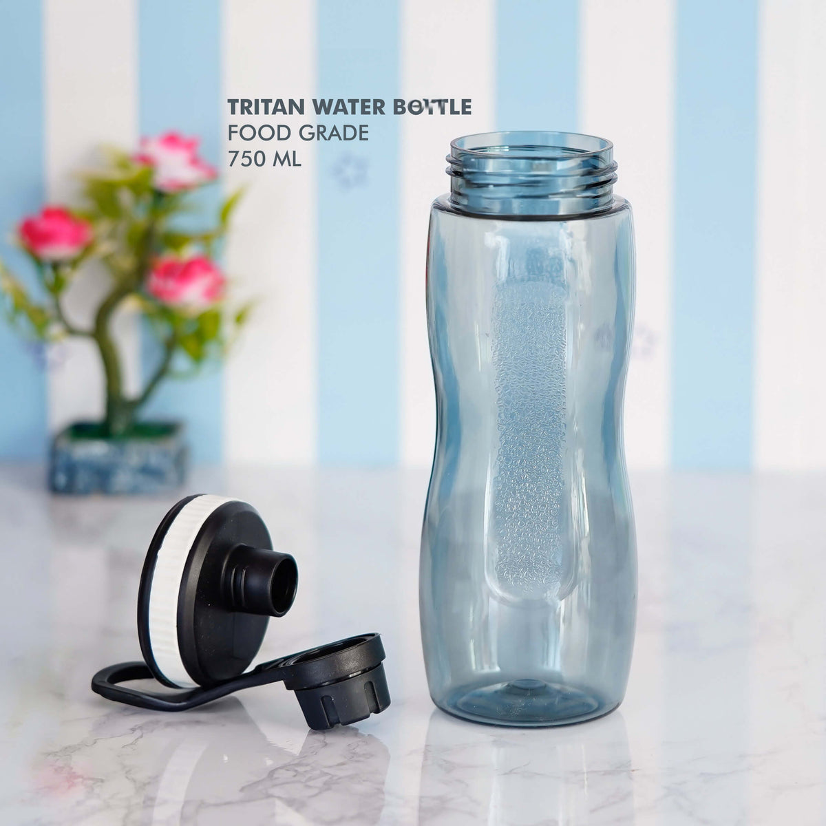 Customizable Tritan Bottle - Hydrate in Style