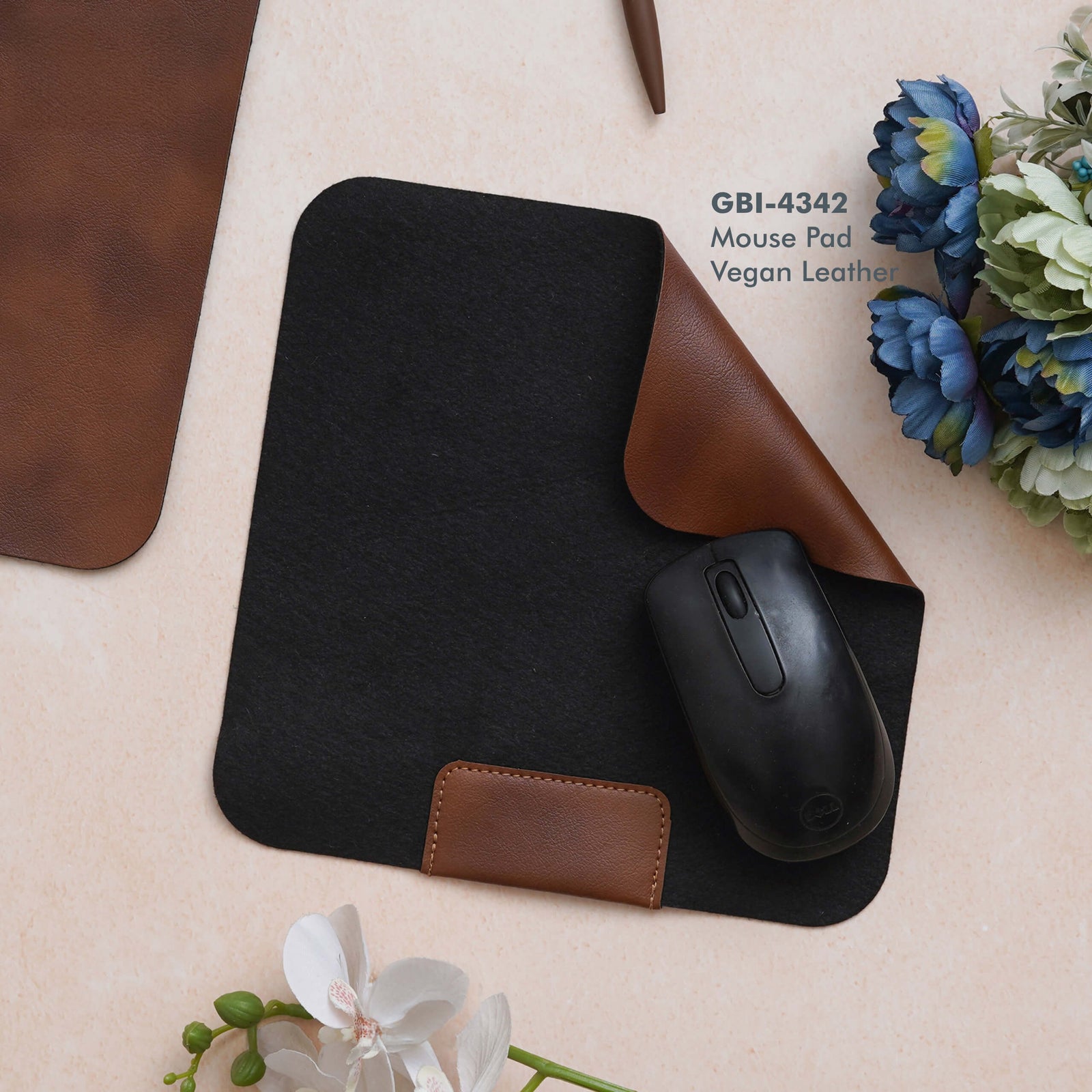Trendy Tan Vegan Leather Mousepad - Upgrade Your Workspace