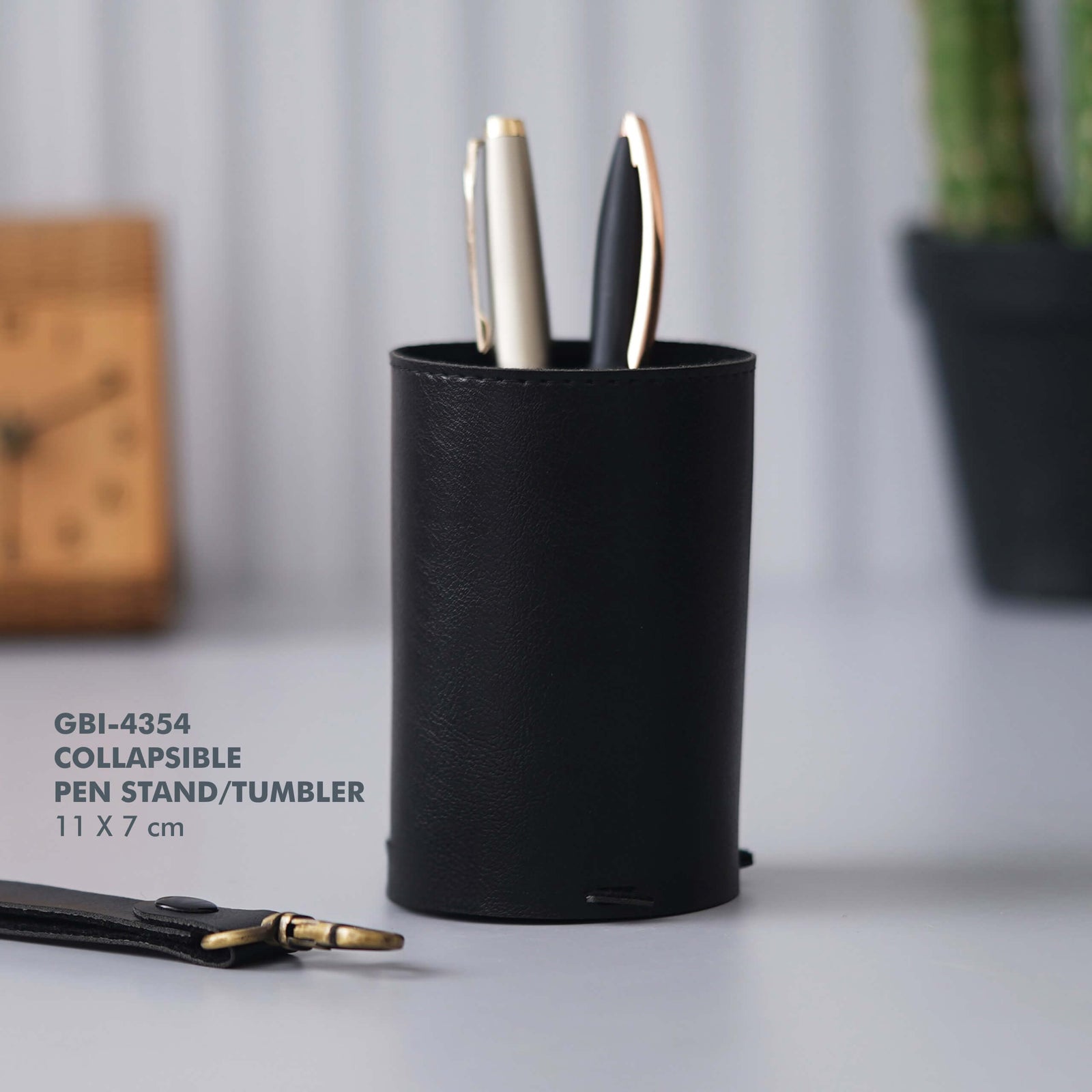 Vegan Leather Pen Stand & Tumbler - Elegant Desk Organizer