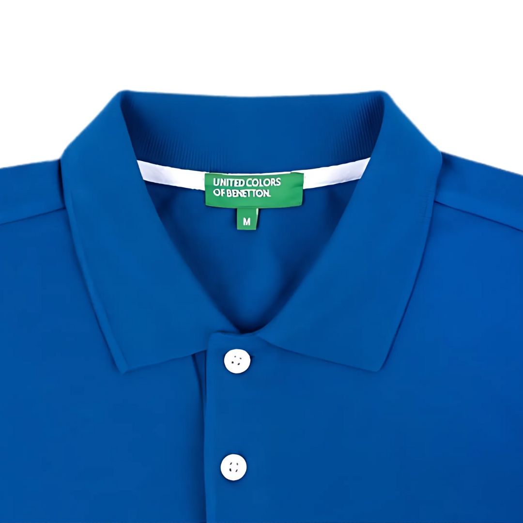 Close-up of Benetton UCB polo T-shirt collar and buttons
