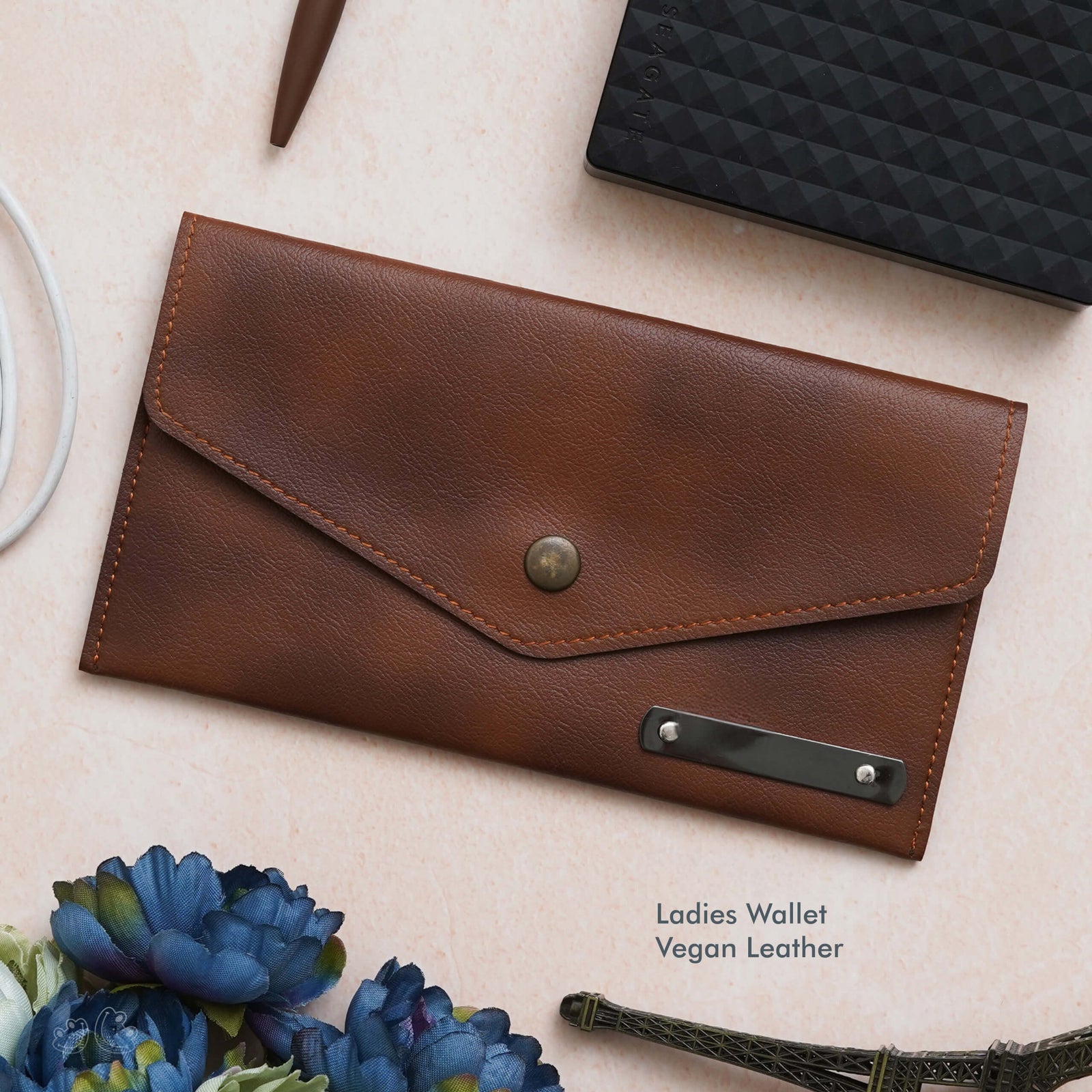 Chic Tan Vegan Leather Ladies' Wallet - Elegant & Practical