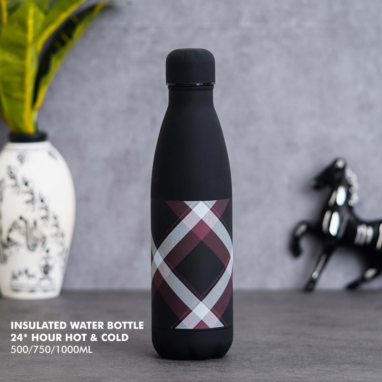 Customizable Black Insulated Water Bottle - 500 ML
