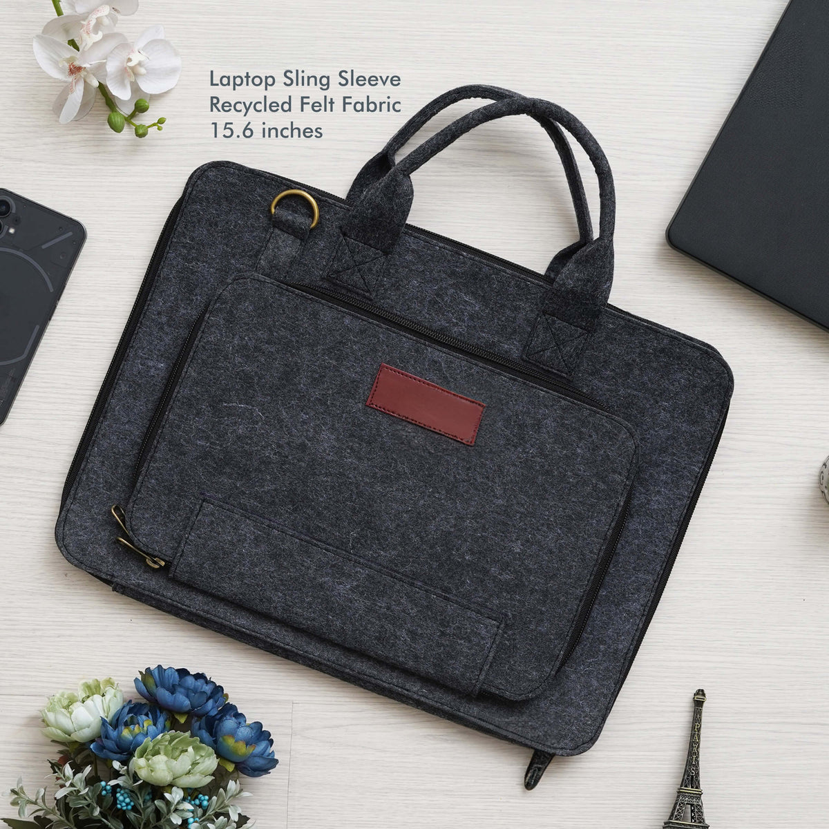 Customizable Black Laptop Sleeve - Sustainable Protection