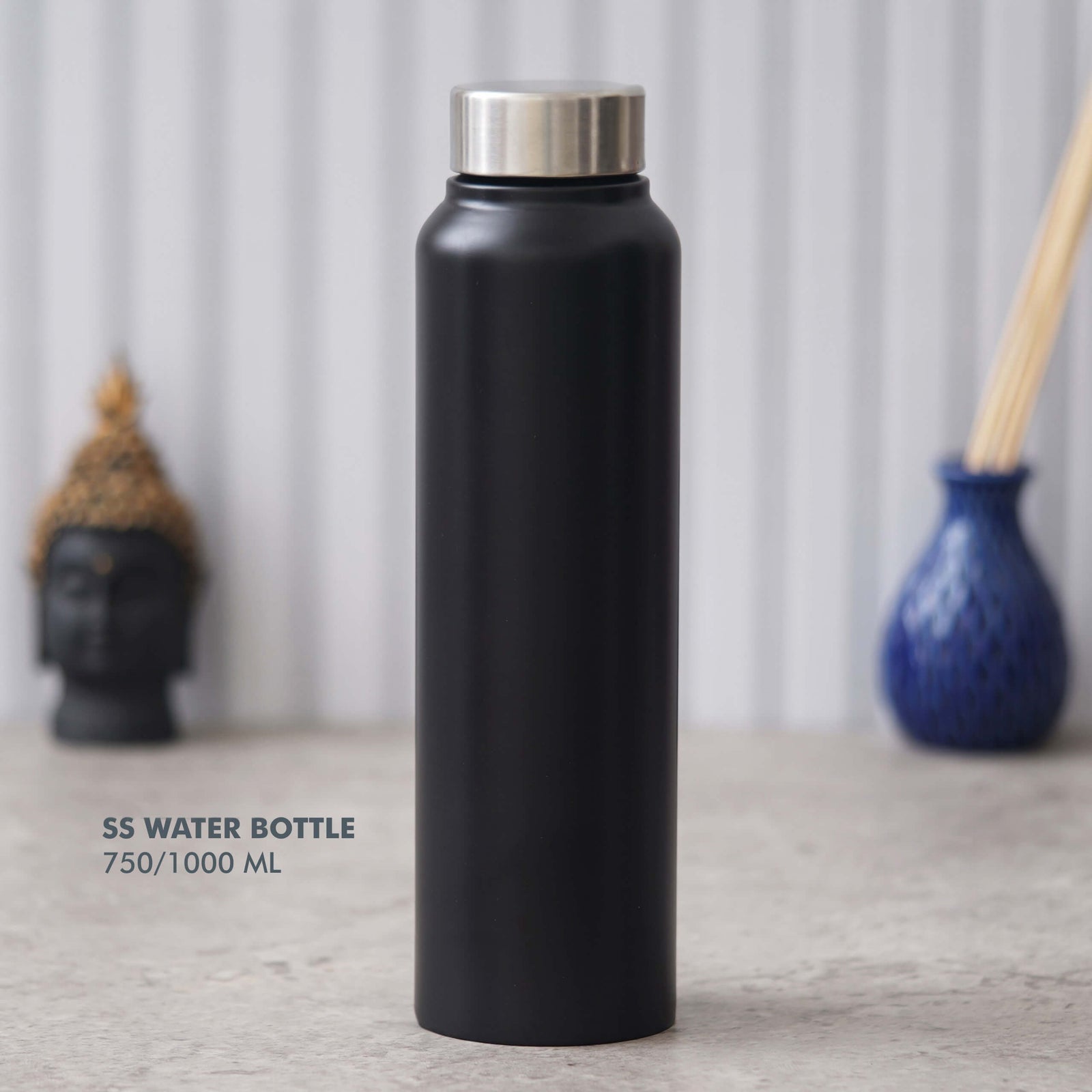 Customizable Black Stainless Steel Bottle - Ideal for Gifting