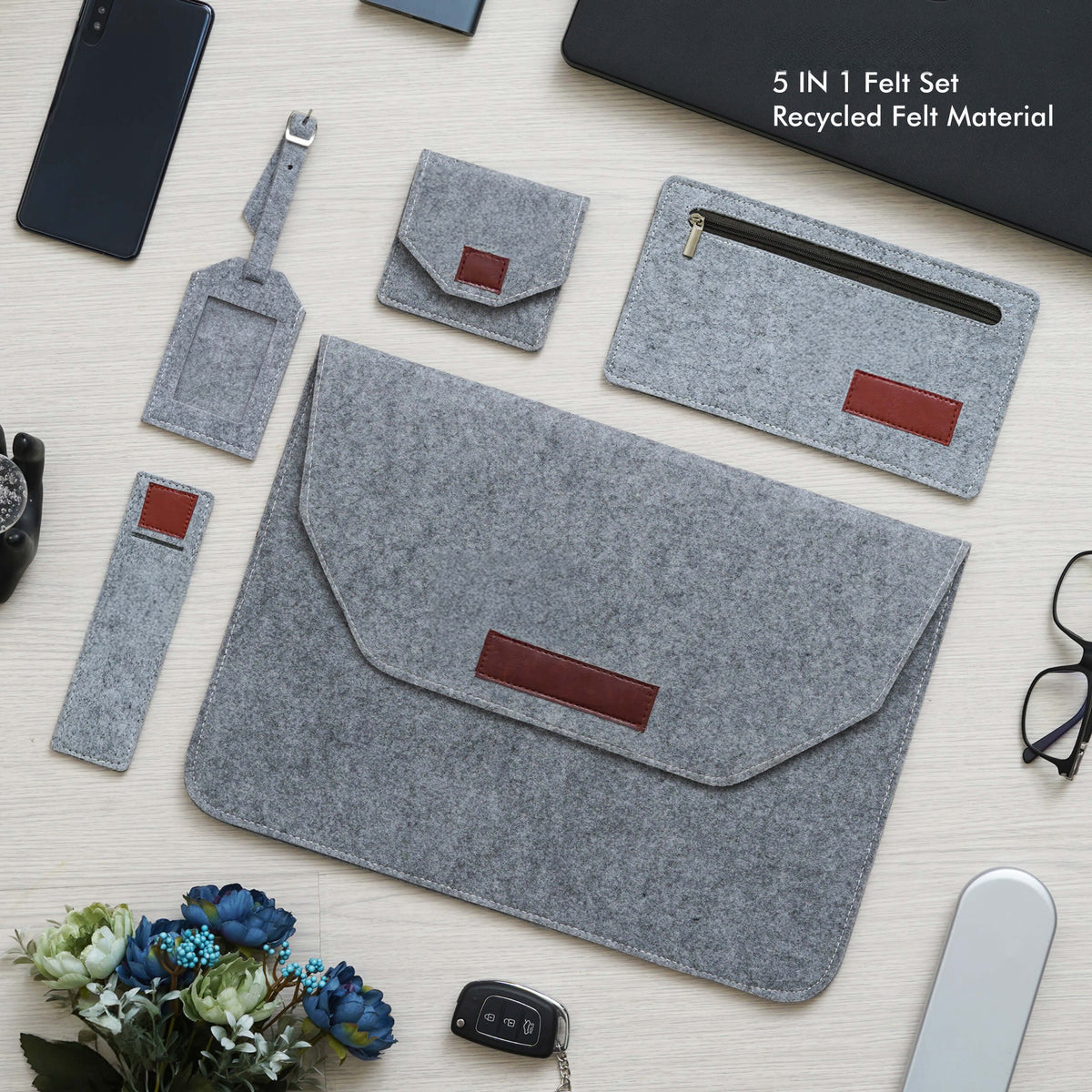 Customizable Grey Laptop Sleeve - Fits Laptops Up to 15.6 Inch