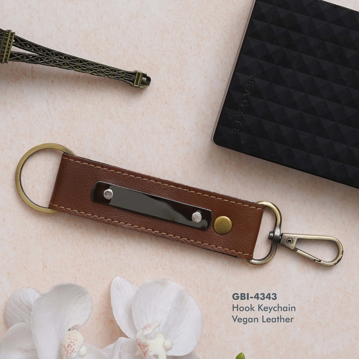 Personalized Vegan Leather Keychain - Stylish &amp; Practical