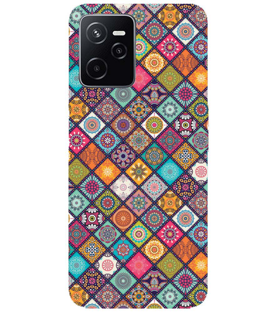 P0197-Beautiful Mandala Pattern Back Cover for Realme C35