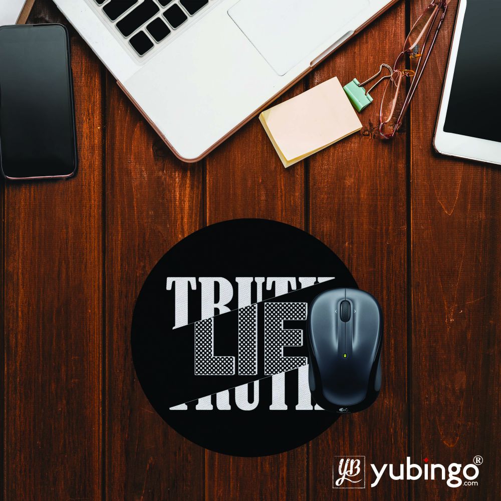 Truth and Lie Mouse Pad (Round)